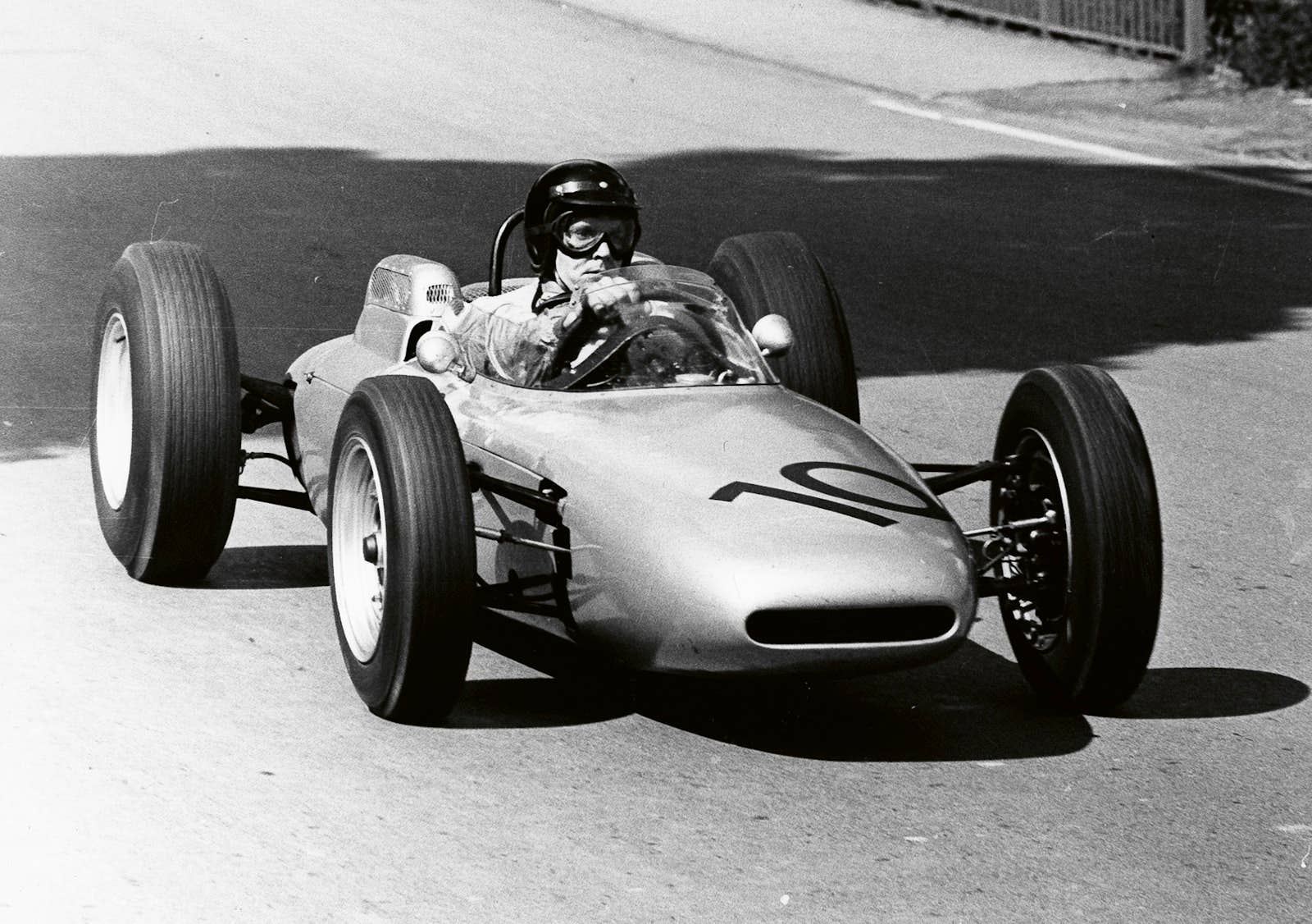 gestalten Porsche: A Passion for Power — gestalten & teNeues — view 9 of 14