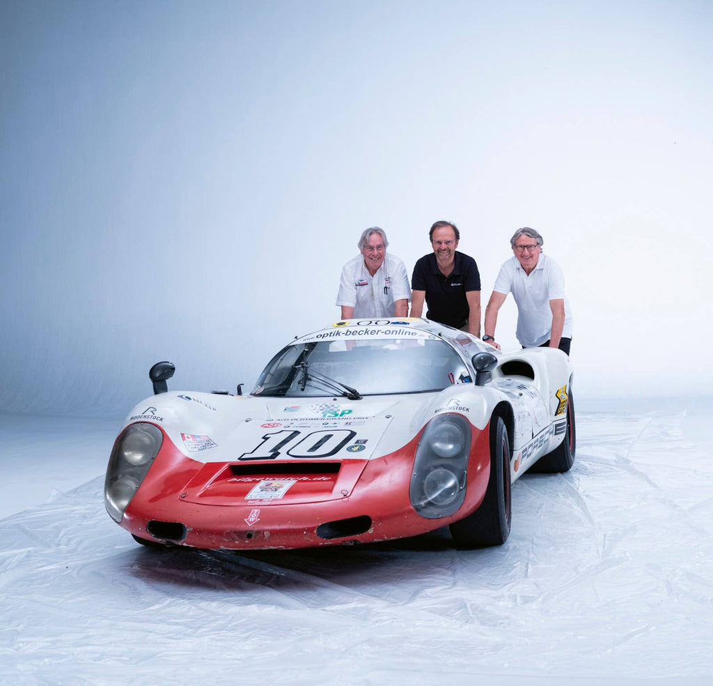 gestalten Porsche: A Passion for Power — gestalten & teNeues — view 4 of 14