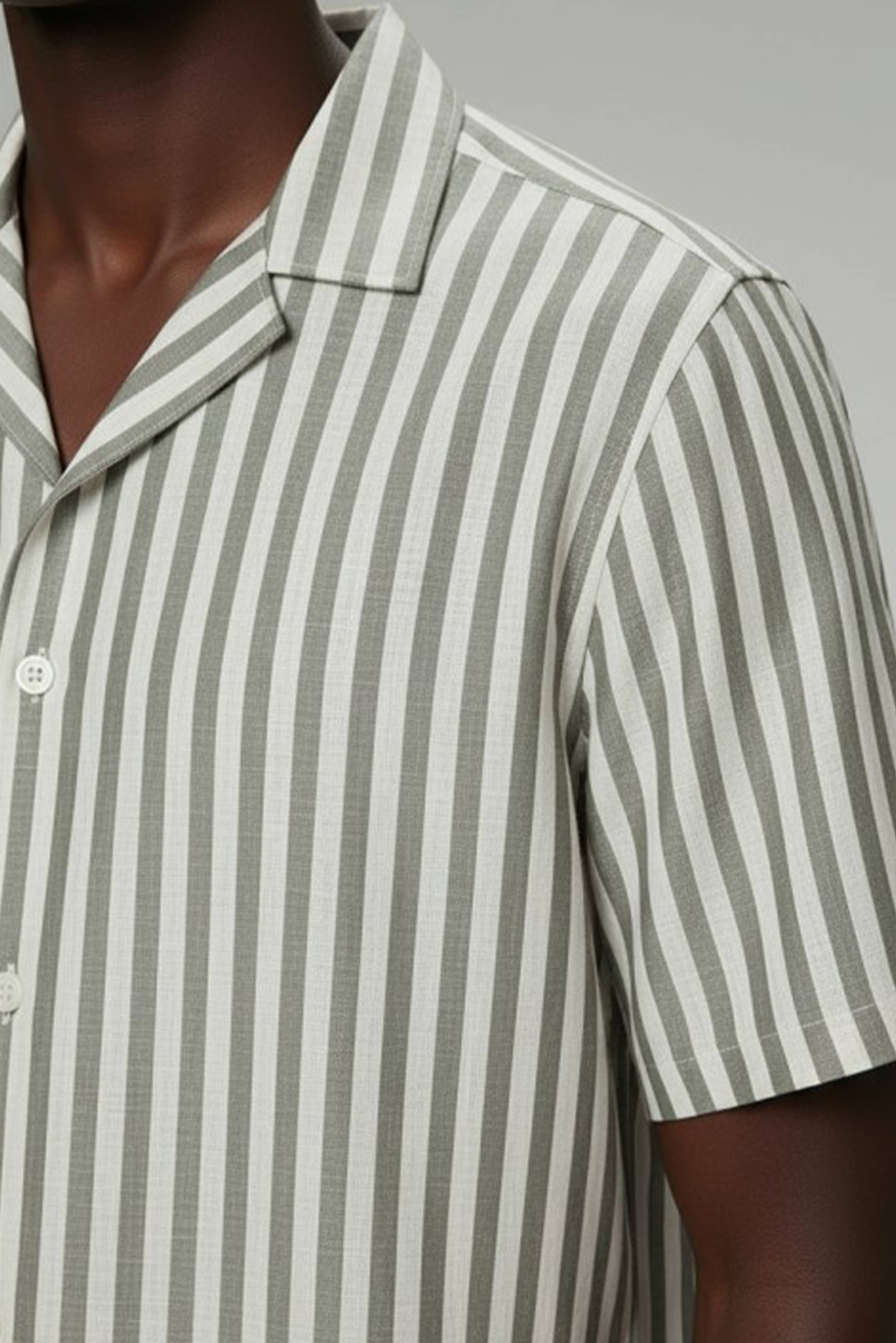 Hawk's Bay Camp Collar Shirt — Khaki