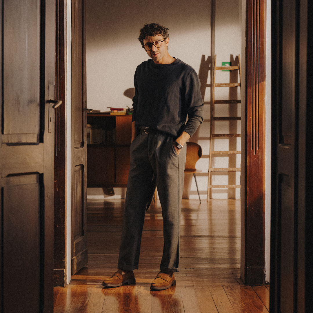 Classic Crewneck Sweater - Navy — Del Toro Shoes