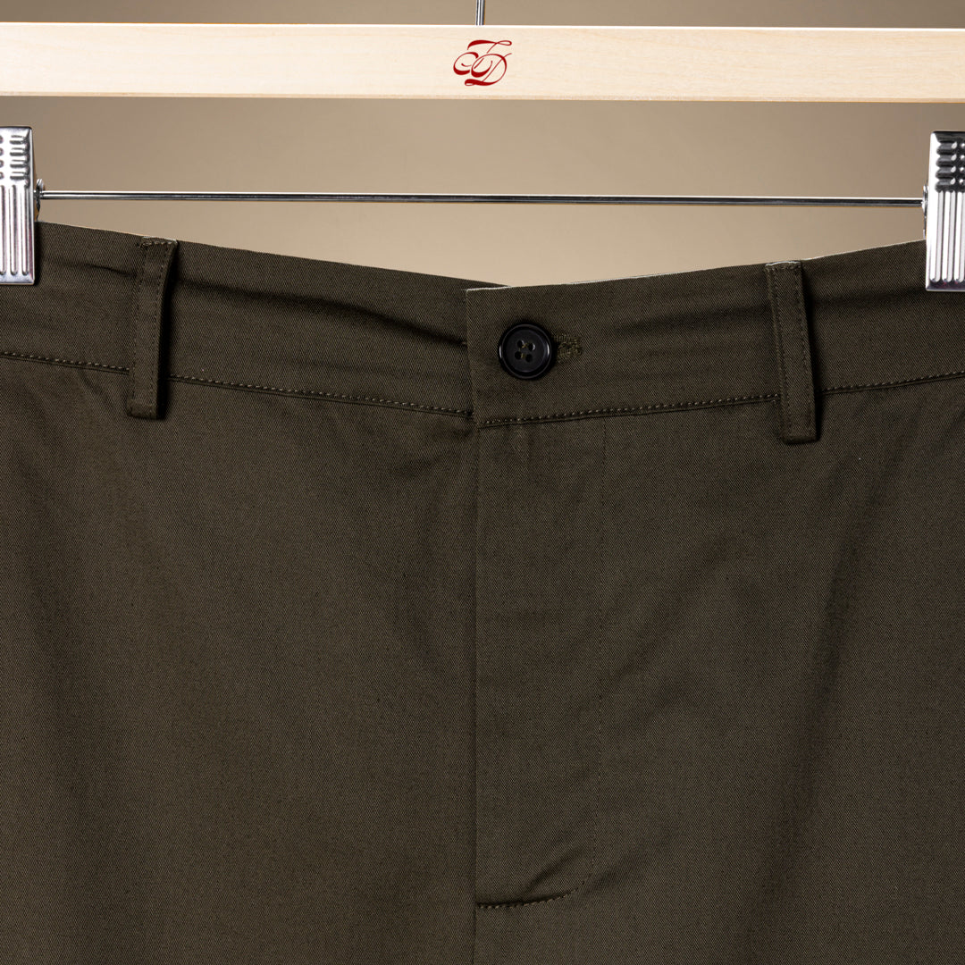 Prato Pant in Olive — fabric detail