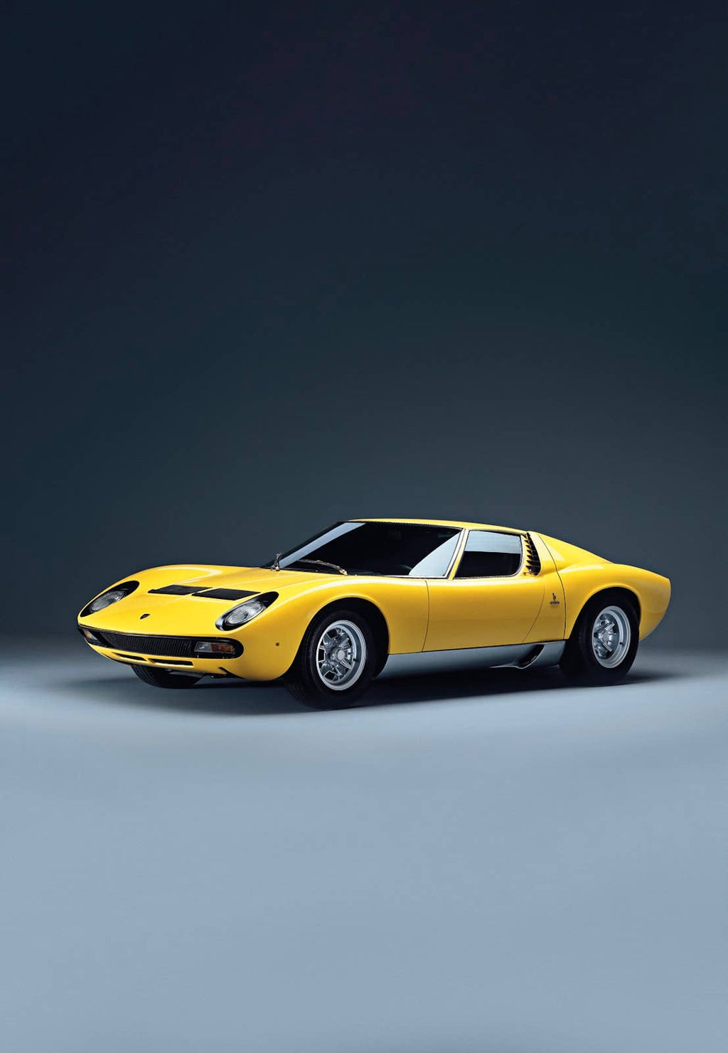 gestalten The Lamborghini Book — gestalten & teNeues — view 6 of 16